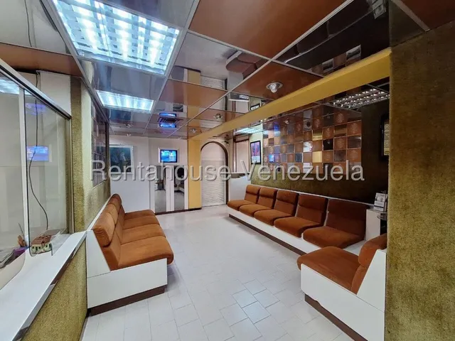 Katty Vasquez Vende Cod 25 - 20383 Consultorio Médico, Ubicado En La Torre De Especialidades Medicas, Al Oeste De La Ciudad.  Barquisimeto - Lara. Oportunidad Unica Para Comprar E Invertir ##