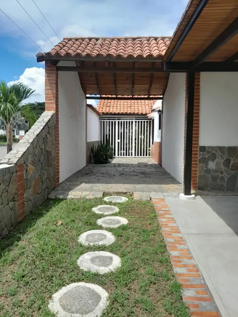 Ec Casa En Venta En Villas De Alcala, La Cumaca