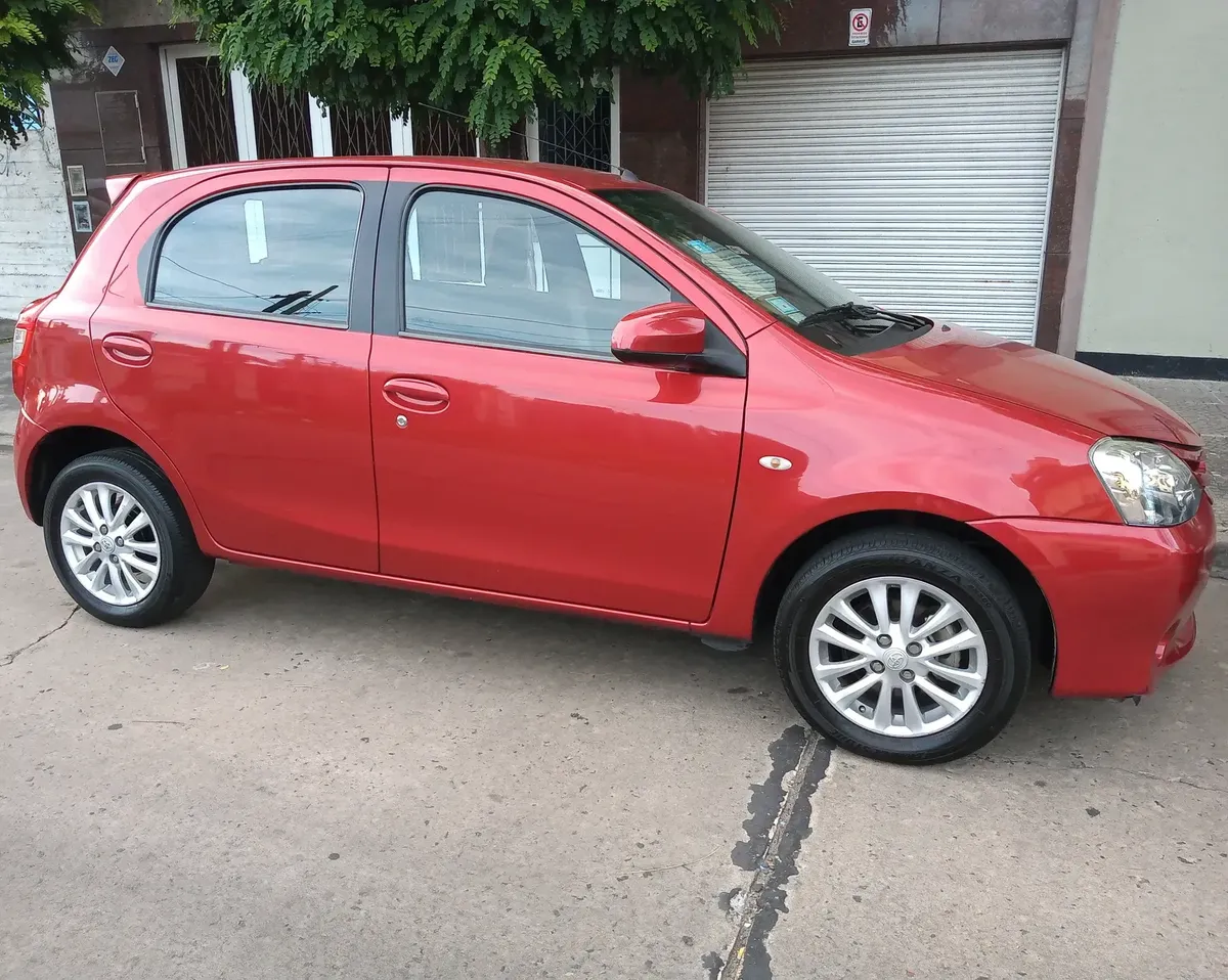 Toyota Etios 1.5 Xs