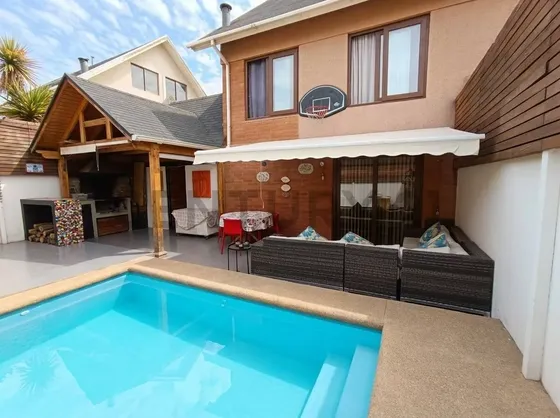 Se Vende Casa La Florida, Jardín Alto