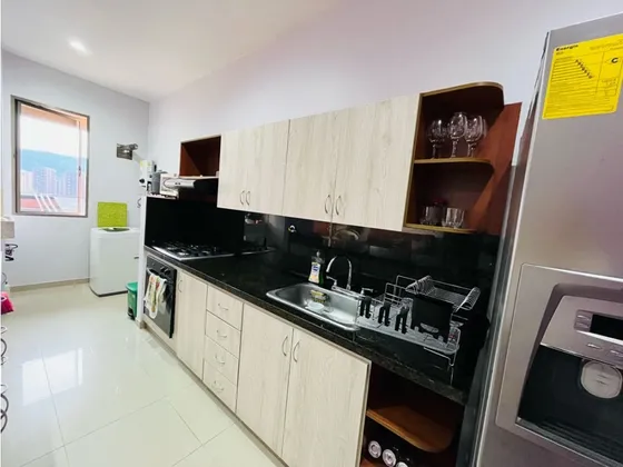 Apartamento Amoblado En Arriendo En El Poblado Castropol 