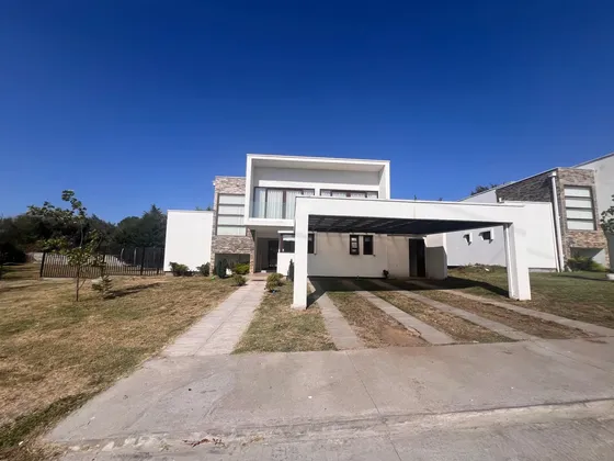 Casa En Venta En Camino Antuco
