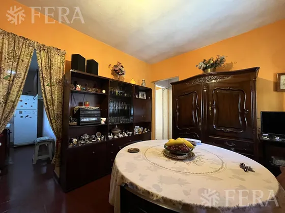 Venta De Ph De 2 Ambientes En Bernal