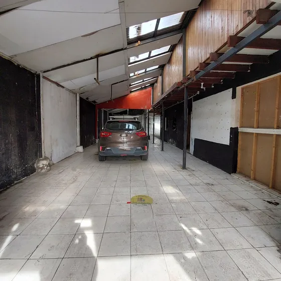 Local Con Oficinas O Depto. Calle Carrascal En Cerro Navia