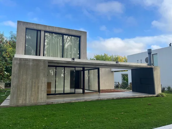 Casa En Alquiler En Grand Bell