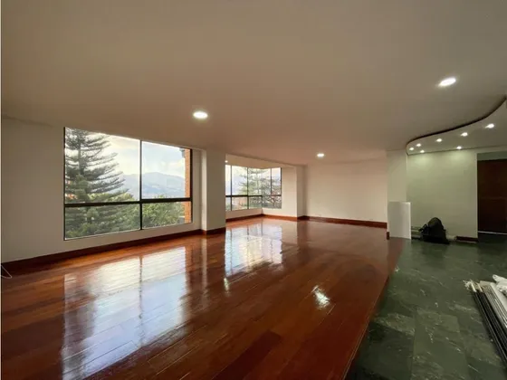 Se Vende Apartamento En El Poblado Medellín
