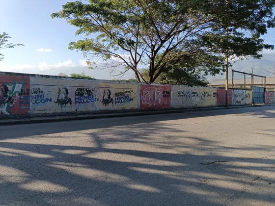 Excelente Terreno Industrial - Comercial !!