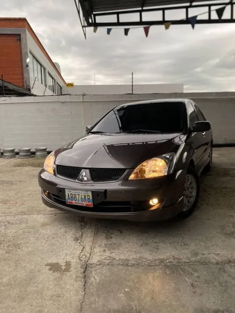 Mitsubishi Lancer Touring