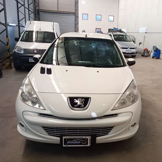 Peugeot 207 1.4 Allure 75cv
