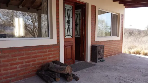 Casa De Campo En Pje Carpinteria