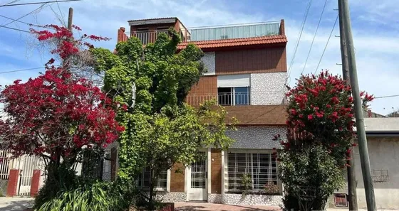 Venta Lote Propio Con 2 Casas - Oportunidad 
