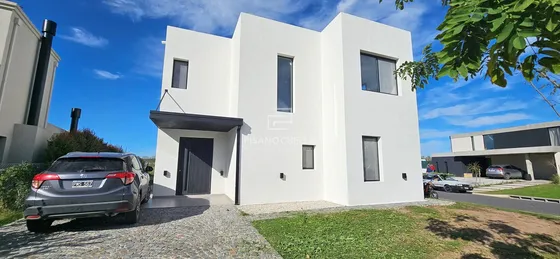 Casa  En Venta En Santa Ana, Villanueva, Tigre
