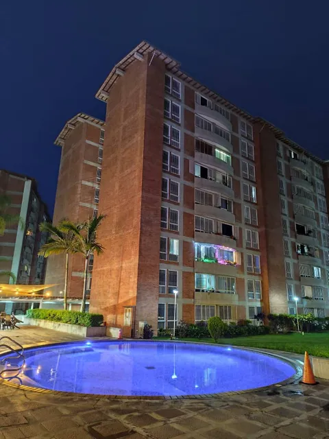 Hermoso Apartamento En Res. Miravila. Ed. Cumbres