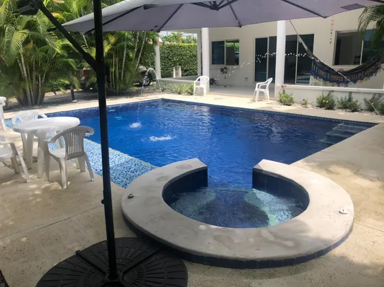 Vendo Finca Campestre De 1000 Mt2 Con Piscina Privada, En Condominio 