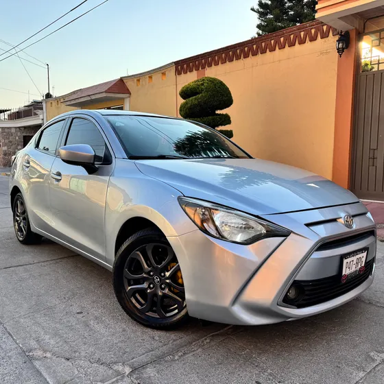 Toyota Yaris 1.5 R Xle At