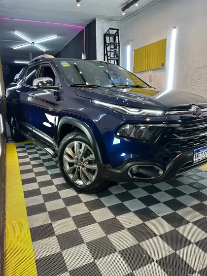 Fiat Toro 2.0 Ranch 4x4 At