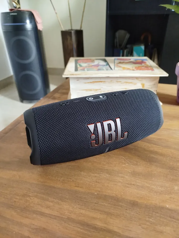 Alto-falante Bluetooth portátil Jbl Charge 5 vermelho