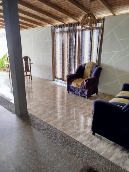 (rg) Alquiler Casa Semi-amoblada Quintas De Naguanagua 