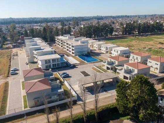 Departamento En Venta En Chic Village - Pilar 