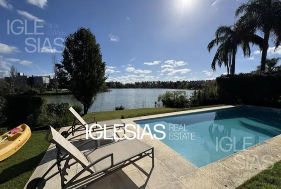Casa En Alquiler Anual Al Lago En Altamira, Rincón De Milberg