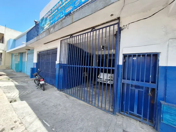 Edificio Comercial En Venta En La Av Libertador Zona Industrial 25-456 Dh