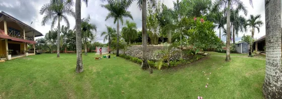 Finquita Con Villa Vacacional En San Cristobal Con 47 Tareas De Tierra Y Arboles Frutales 