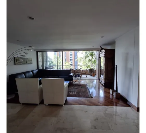 Venta De Apartamento En El Poblado, Las Santas