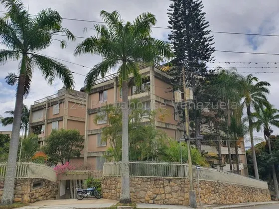 Apartamento En Venta, Ubicado En La Urbanizacion Los Palos Grandes Mls #23-32174