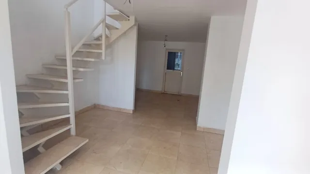 Neyda De Sousa Vende Casa Tipo Townhouse Terraza De La Encenada, Tanque Subterráneo De 5000litros , Remodelada, Cod: 25-19525 Nds  