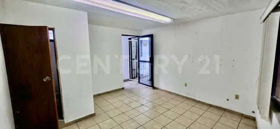 Renta De Oficina En Valle De Las Flores