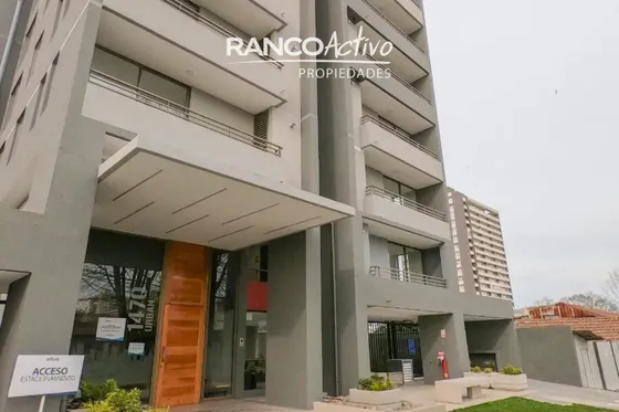 Departamento En Venta Arrendado De 1 Dormitorio Concepción.