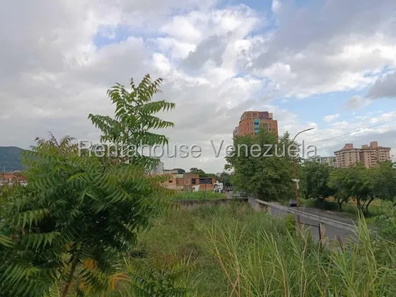 Terreno En Venta Inm Ciudad Jardin Mañongo Residencial Con Alto Potencial Comercial, Ubicado En La Zona De Mayor Expansion Comercial En Naguanagua. 25-23029