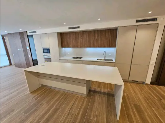 Vendo Apartamento 118m2 Las Mercedes 5696