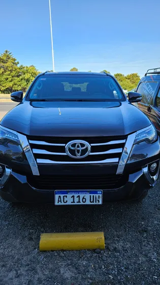 Toyota Hilux Sw4 2.8 Srx 177cv 4x4 7as At
