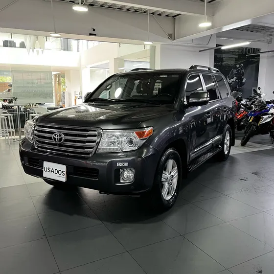 Toyota Land Cruiser 4.5 Imperial Lc200 Diésel