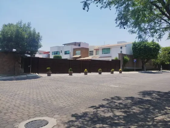 Venta Lote Cluster 10 10 10, Lomas De Angelópolis!!!