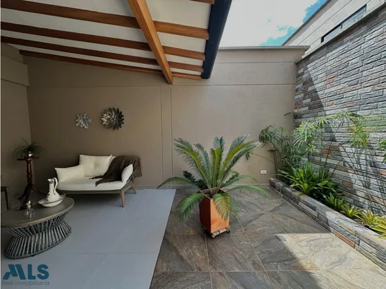 Casa En Pietrasanta Campestre En Venta(mls#253374)
