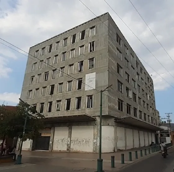 M.carpio Vende Edificio Comercial En Centro De Valencia Pled-010