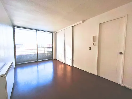 Depto Arriendo 1d/1b Metro Santa Isabel. Piso 15