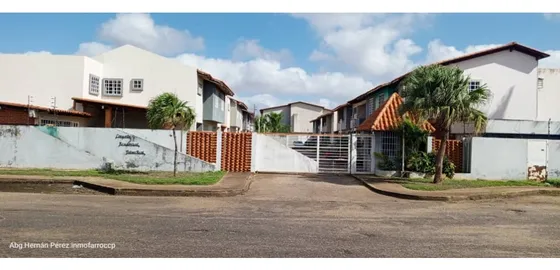 Town House Palma Real - El Tigrito Ve02-2034et-hpez