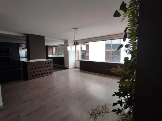 Apartamento En Venta En El Refugio-chapinero. Cod V2046