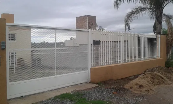 Casa Dueño Directo Apta Crédito 2 Dorm 2 Baños Villa Allende Córdoba