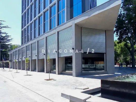 Local Comercial En Arriendo En Providencia