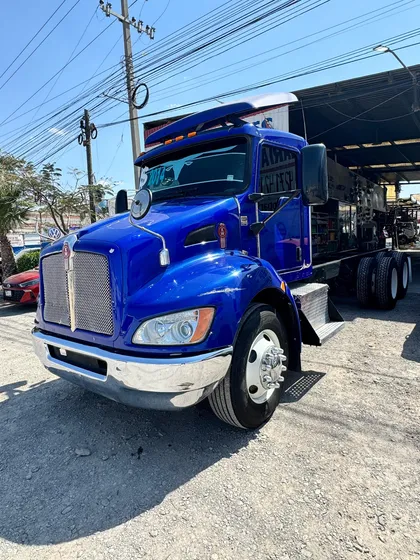 Kenworth T 370 Año 2014 Tipo Torton Con Mancuernas