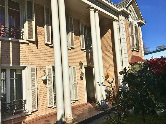 Casa En Venta De 6 Dorm. En Providencia