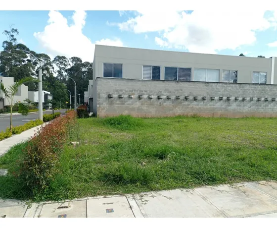 Lote En Venta Para Casa Esquinera En Rionegro, Sector Llanogrande