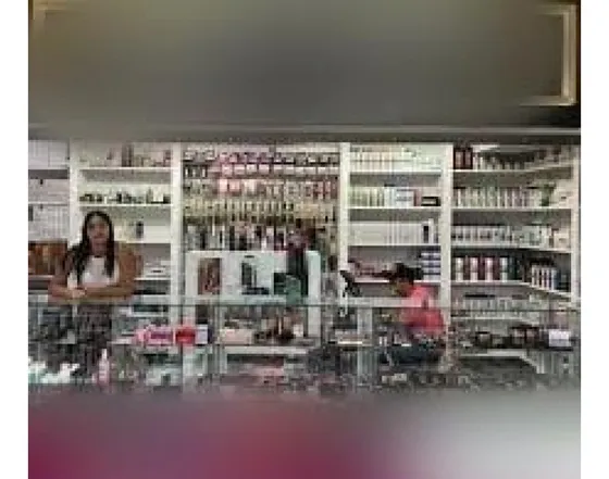 Local Sector Vegas Plaza, Sabaneta