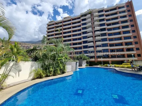 Excelente Apartamento / Remodelado En Venta Mls 25-23885 Caribe