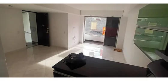 Apartamento En Venta Laureles Los Colores Medellín