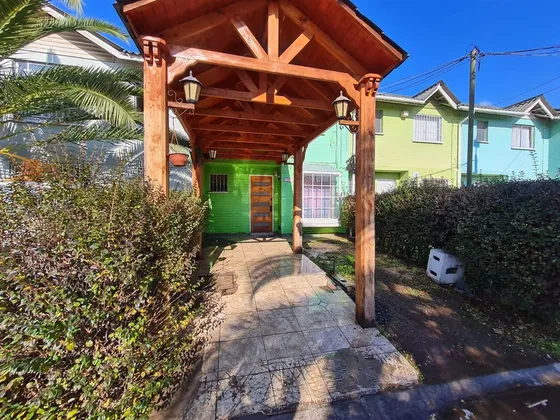 Casa 2 Pisos En Pasaje Cerrado Nuevo Parque San Francisco